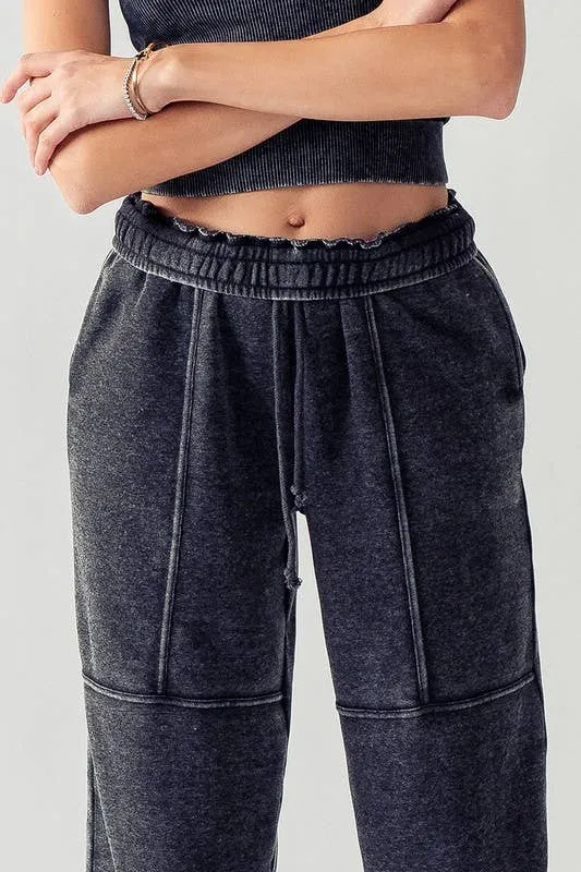 EXPOSED SEAM MINERAL WASH JOGGERS: MINT