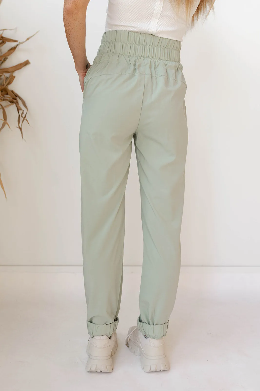 jennifer joggers